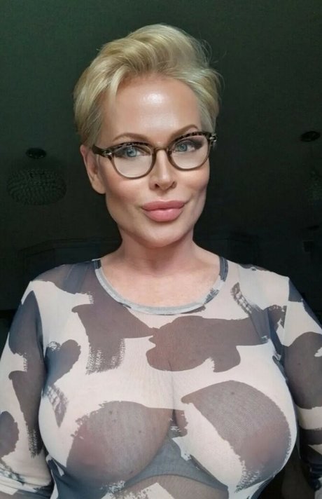 Cheri vi model nice pics