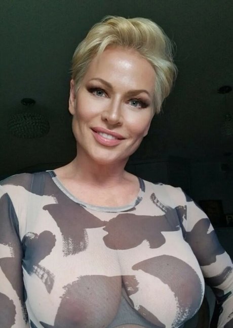 Cheri vi erotic pornstar photo