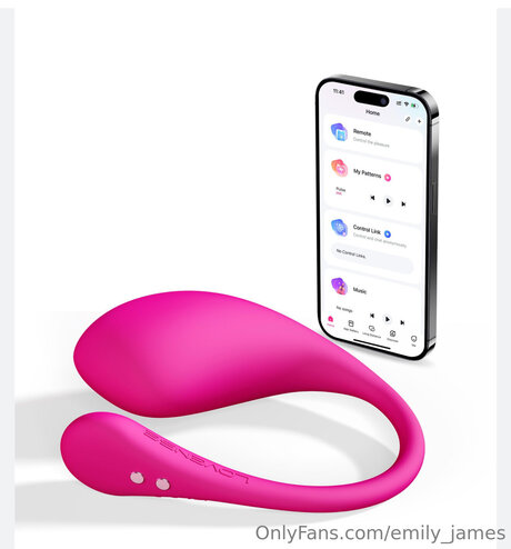 Emily James exclusive star picture