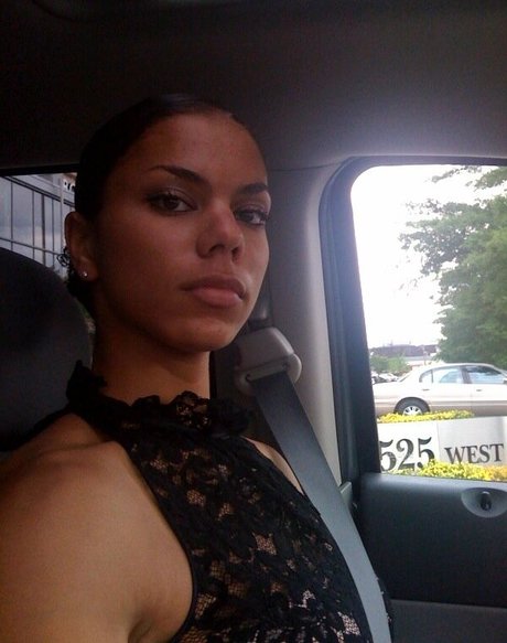 Alysha Clark high quality actress pics