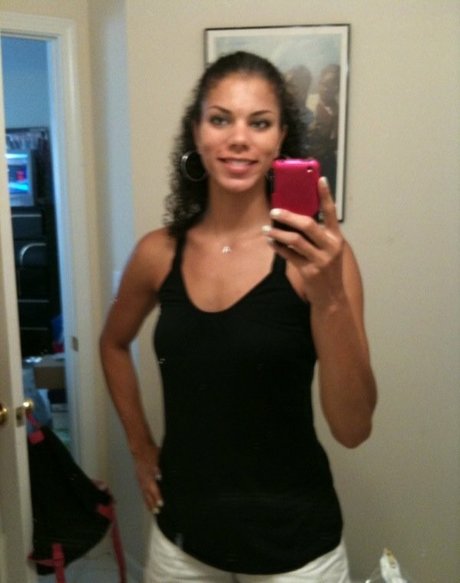 Alysha Clark star hot pics