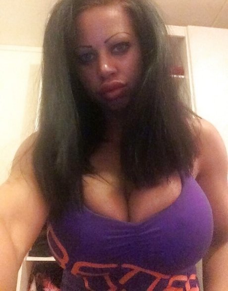 Sanna Rough free pornstar image