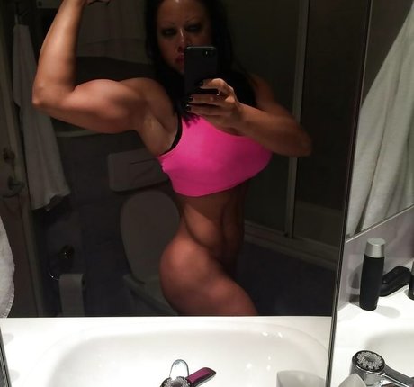 Sanna Rough free pornstar pictures