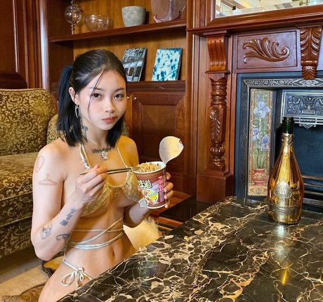 ozarayau best model archive