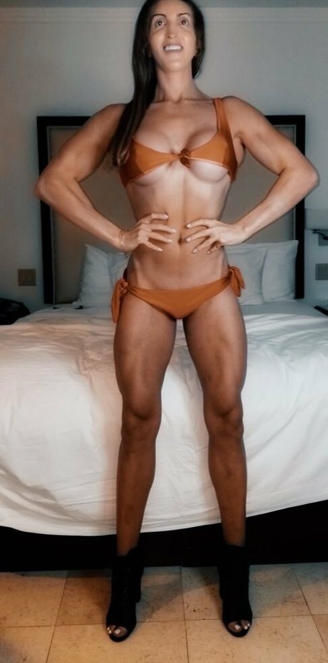 Muscle Goddess pretty pornstar image