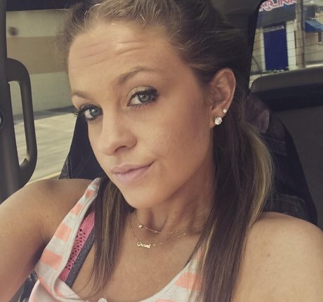 Kenzie Colvard model pretty photos