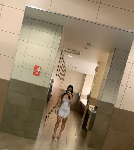 Jess kim pornographic model photo