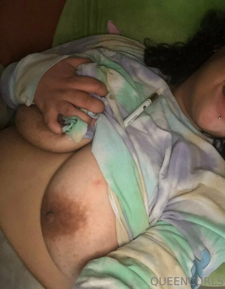 queencurls pretty pornstar images