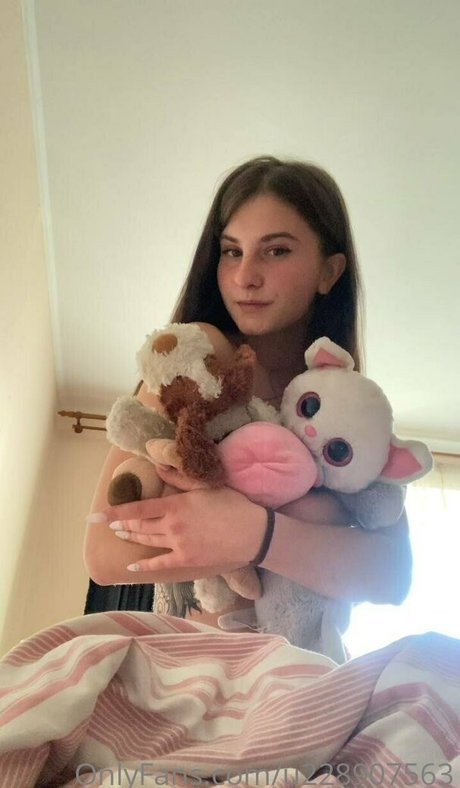 baby cherrry model high quality pics