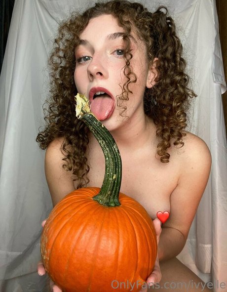 ivyelle model nude galleries