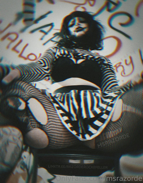 big tits midget onlyfans hot sexy photos