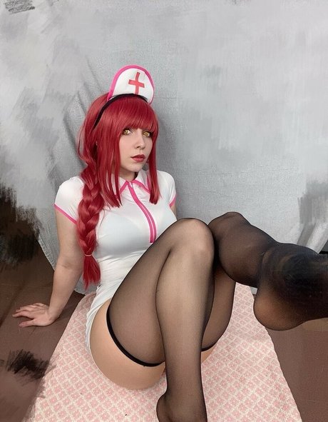 lady pizza hug model hot images