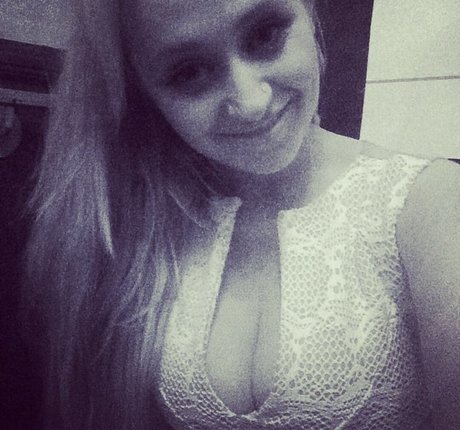 Missrachaelcx erotic model pictures