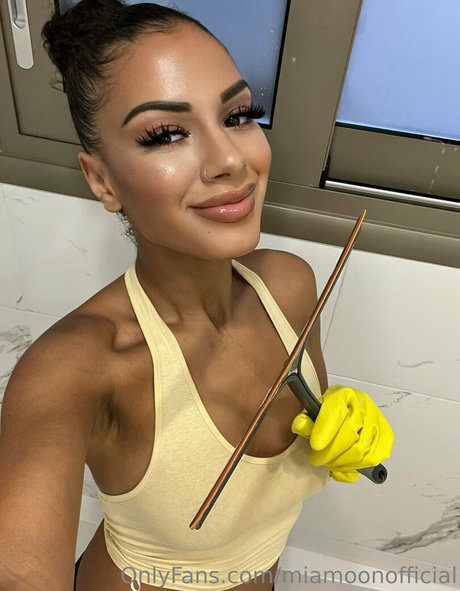 milf asshole onlyfans sexy naked img