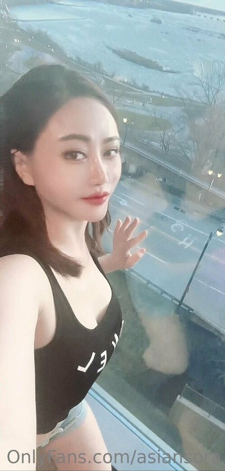 hairy milf onlyfans sexy naked picture