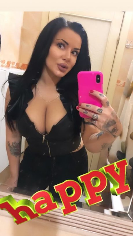 cuckquean onlyfans beautiful pictures