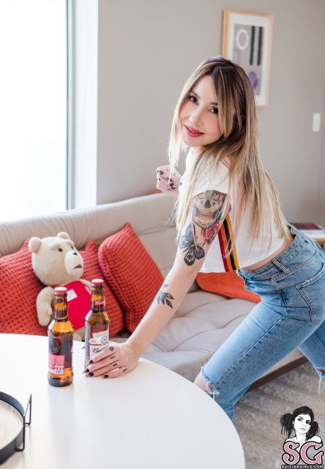 Bru Porto exclusive model pictures