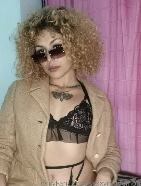 sexxyreddemon sexy model pic