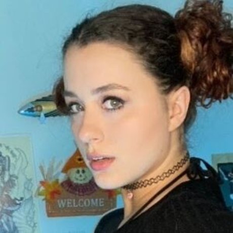 Cloverpaige erotic model archive