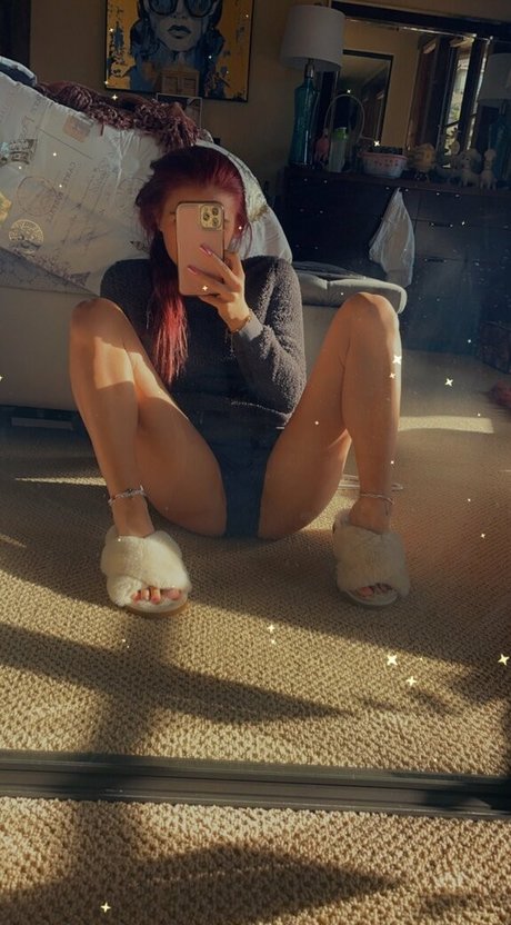 preciouscargoofficial hot star pic