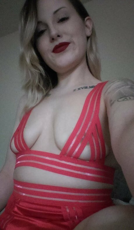 katiiemae sexy star pics