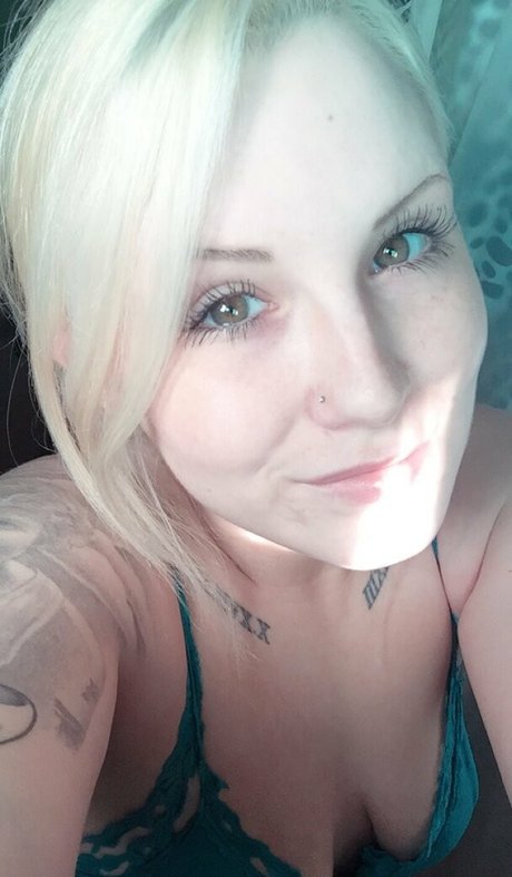 katiiemae model erotic galleries