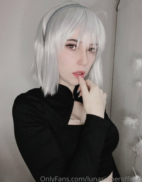 sinnerluna model naked gallery