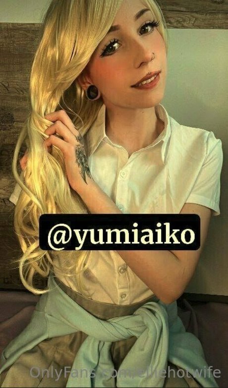 elliehotwife erotic pornstar img