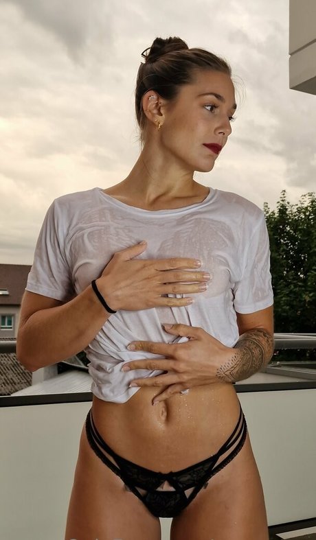 Auxane Micheneau perfect star image