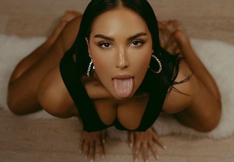 svenjaaa top actress gallery