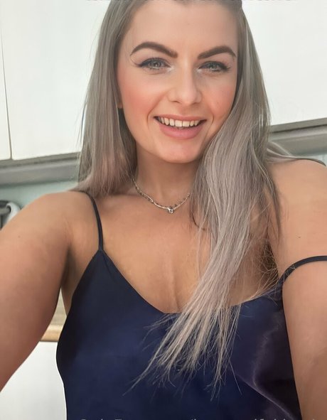 housewifekim model sex galleries