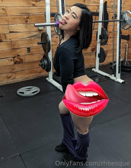 risqkayfeed model pornographic galleries