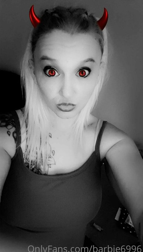 barbie6996 model erotic picture