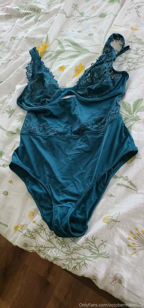 everlymoon star hot images