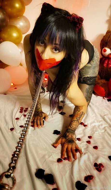 skullcandybri nude actress images