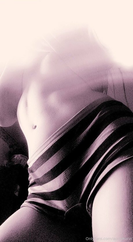 aurieleann beautiful pornstar gallery