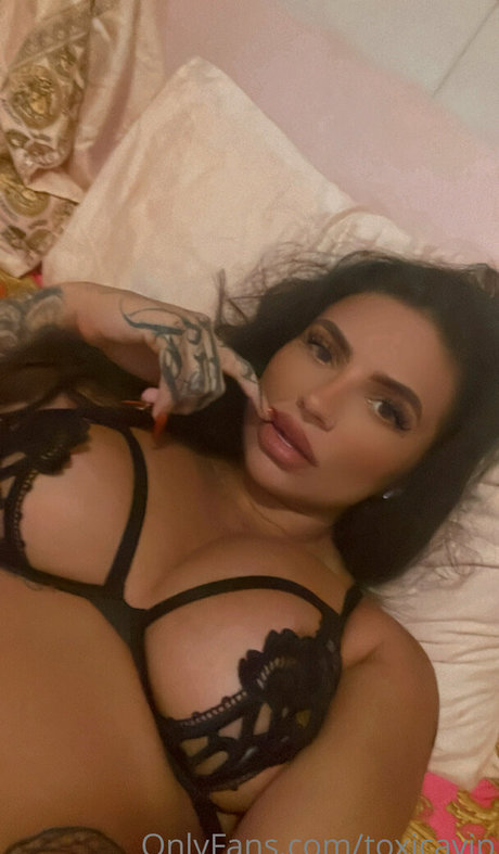 toxicavip naked actress gallery