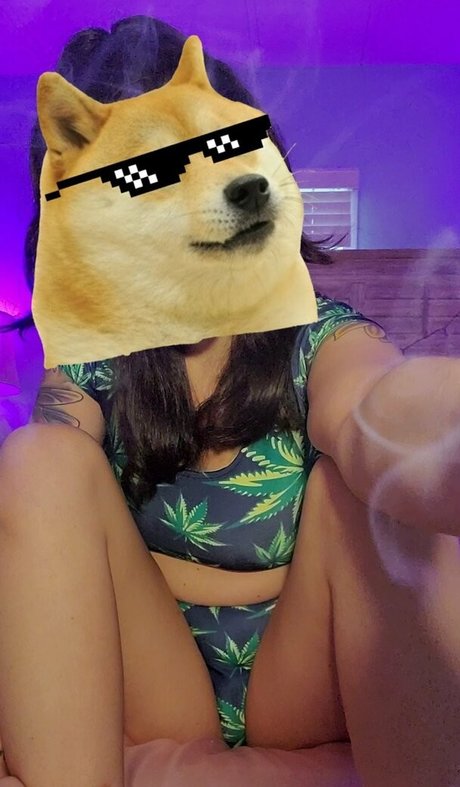 gem stoned model adult picture