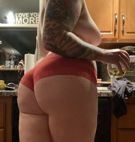 busty mom onlyfans free sex img