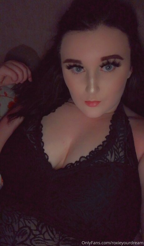 roxieyourdream nude model photo