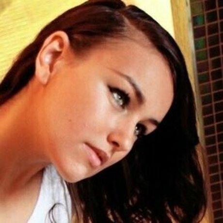 lia sierra erotic actress pic