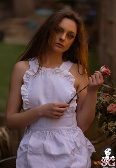 Sophiestonem high quality actress img