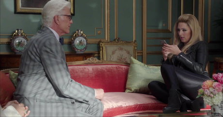 D Arcy Carden model pretty archive