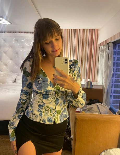 Alanah Mackie porn star image