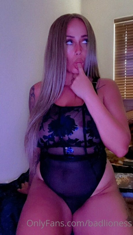 Jazzy Lioness sexy model archive