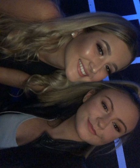 Laura Brophy art model galleries