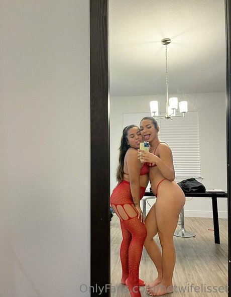 hotwifelisset porn actress pics