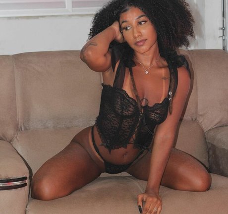 Rayanne Teles model best pictures