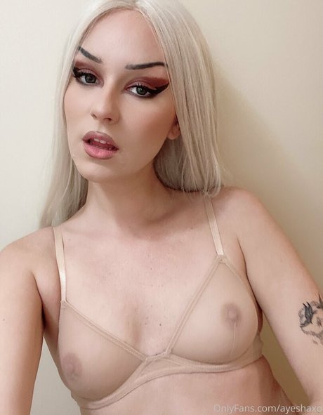 ayeshaxo exclusive model pics