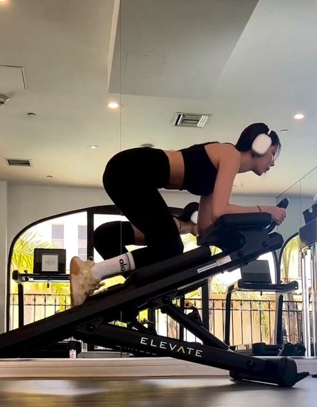 NoHaileeNo star hot image